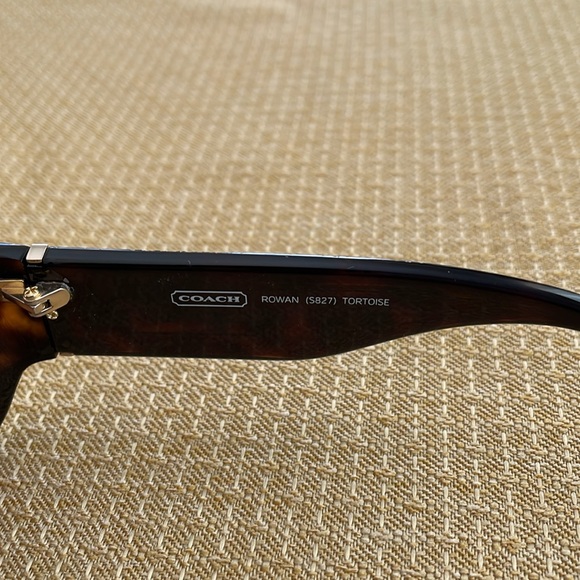 Coach sunglasses with case . EUC - Picture 7 of 12
